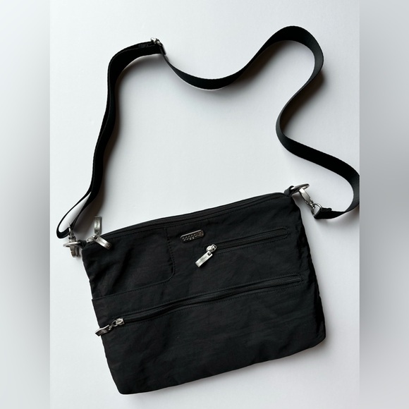 Baggallini crossbody - Picture 1 of 2